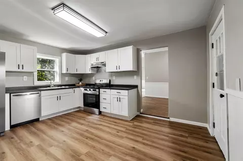 Kitchen - 309 N N Park, Jackson, MI 49201 photo 1 of 4