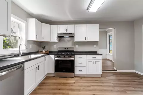 Kitchen - 309 N N Park, Jackson, MI 49201 photo 4 of 4