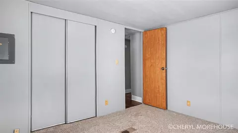 Bedroom - 2939 138th, Dorr, MI 49323 photo 2 of 4