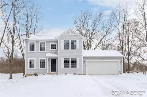 905 133rd Ave, Wayland, MI 49348