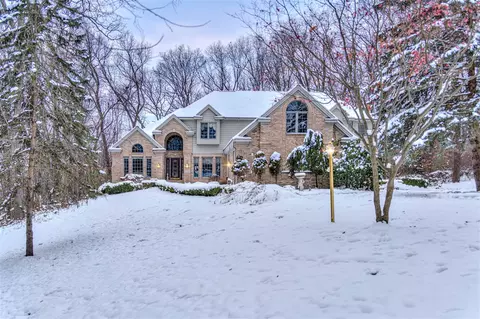 5150 Stone Oak, Jackson, MI 49201