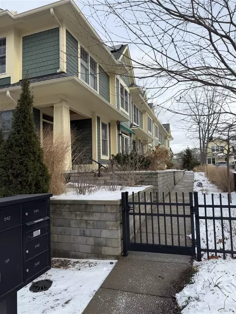 546 N Main, Ann Arbor, MI 48104