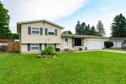 767 Cambridge, Battle Creek, MI 49015