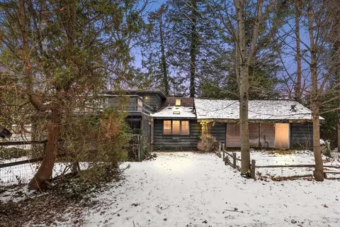 735 Renshaw, Clawson, MI 48017