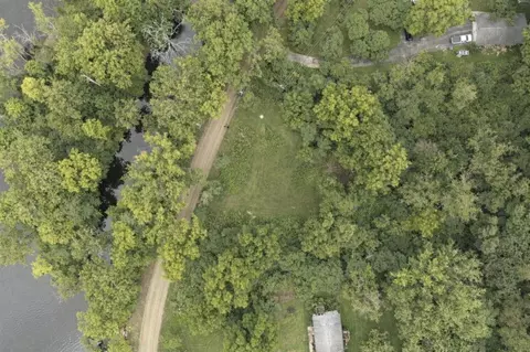 E River, Buchanan, MI 49107 photo 18