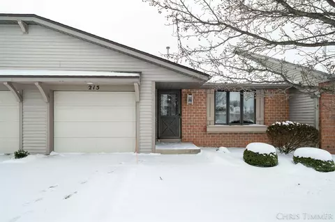 215 Parkside, Zeeland, MI 49464