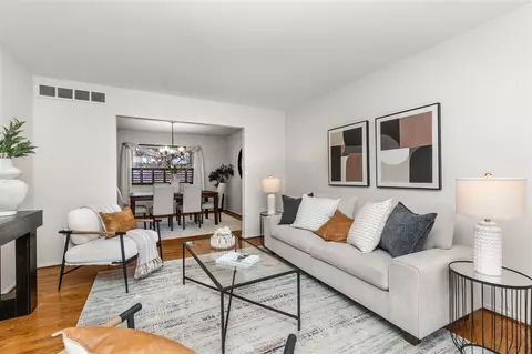 Living - 2881 N Baylis, Ann Arbor, MI 48108 photo 1 of 5