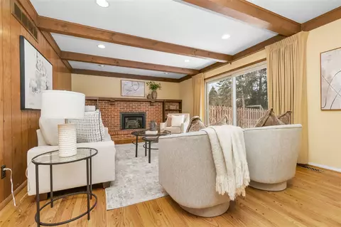 Living - 2881 N Baylis, Ann Arbor, MI 48108 photo 4 of 5