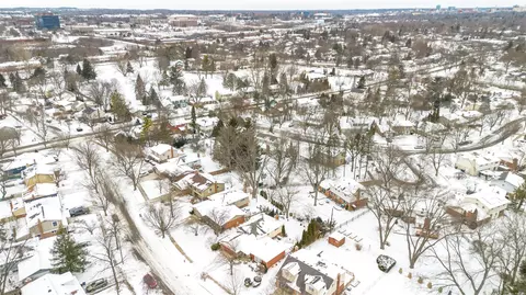 View/Area - 2881 N Baylis, Ann Arbor, MI 48108 photo 2 of 4