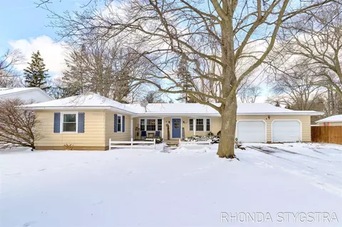 1583 Jerome, Holland, MI 49423