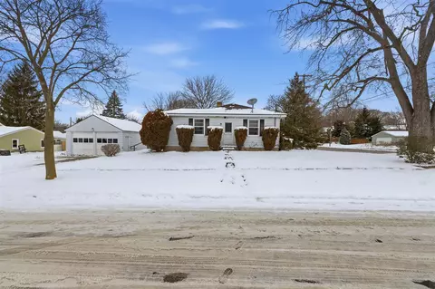 2731 Eastern, Grand Rapids, MI 49507