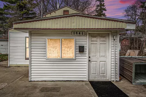 1941 Walcott, Saginaw, MI 48601