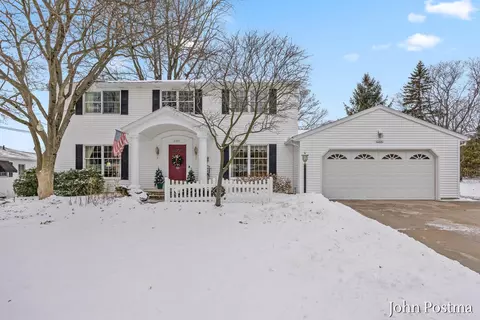 2401 Okemos, Grand Rapids, MI 49506