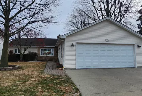 304 N Market, Marine City, MI 48039