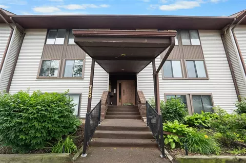 730 Cliffs #304 A, Ypsilanti, MI 48198