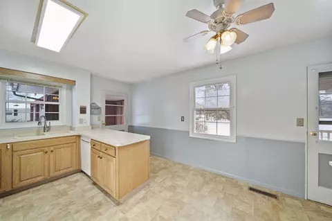 5635 Brooklyn, Jackson, MI 49201 photo 9