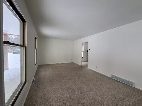 1659 Chateau, Wyoming, MI 49519