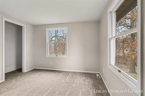 Bedroom - 12271 15 12 Mile, Marshall, MI 49068 photo 1 of 5