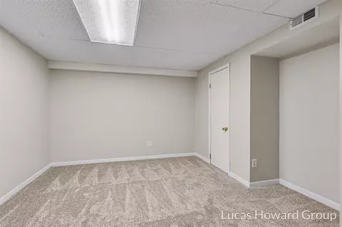 Bedroom - 12271 15 12 Mile, Marshall, MI 49068 photo 5 of 5