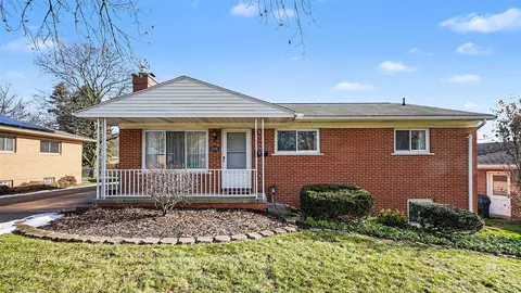 1310 Algonac, Ann Arbor, MI 48103