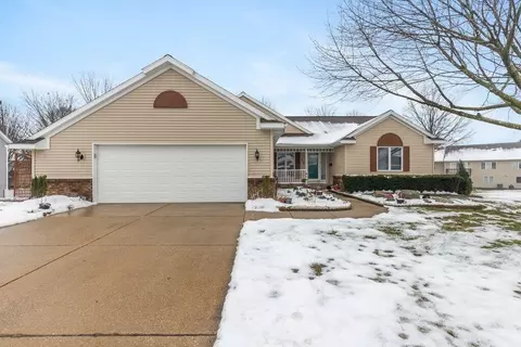 4206 Little Star, Grandville, MI 49418