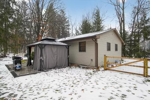 9765 Mcclements, Brighton, MI 48114 photo 29
