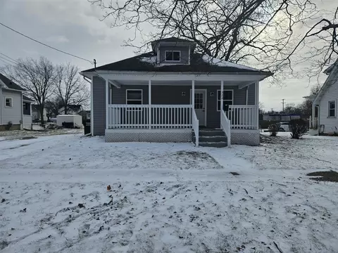 322 Lawrence, Adrian, MI 49221