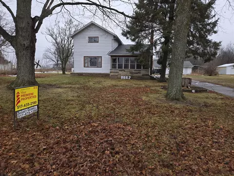 8662 Stony Lk, Jackson, MI 49201