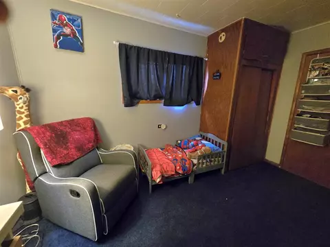 Bedroom - 8662 Stony Lk, Jackson, MI 49201 photo 5 of 5