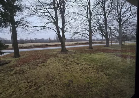 Exterior - 8662 Stony Lk, Jackson, MI 49201 photo 14 of 20