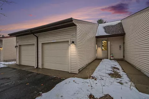 2671 Stonebluff, Wyoming, MI 49519