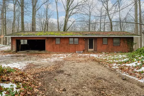 5659 M 63, Coloma, MI 49038