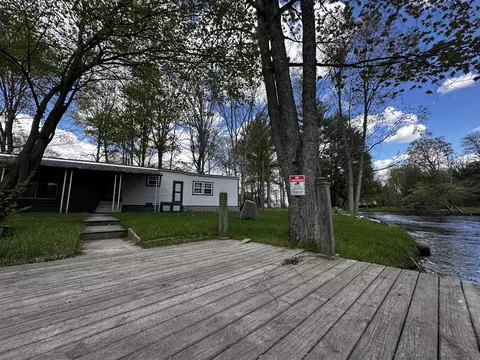 Exterior - 8933 E M 20, Hesperia, MI 49421 photo 2 of 13