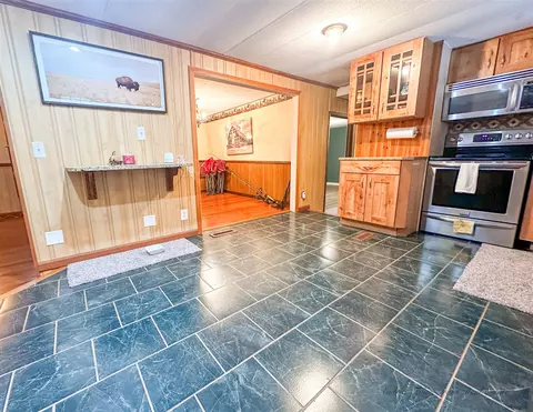 Kitchen - 8933 E M 20, Hesperia, MI 49421 photo 3 of 4