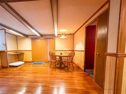 Dining - 8933 E M 20, Hesperia, MI 49421 photo 3 of 5