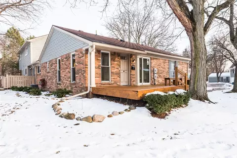 2912 Whittier, Ann Arbor, MI 48104