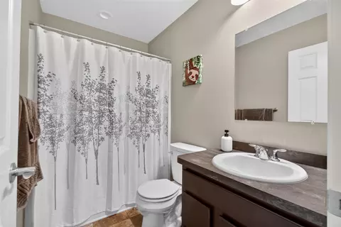 Bath - 5124 Emerald, Jackson, MI 49201 photo 1 of 1