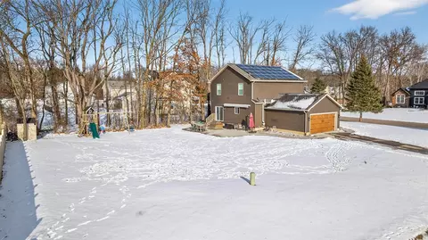 Exterior - 5124 Emerald, Jackson, MI 49201 photo 11 of 14