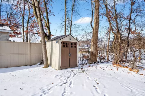 Exterior - 5124 Emerald, Jackson, MI 49201 photo 12 of 14