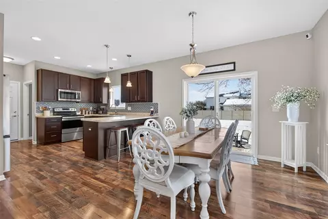 Dining - 5124 Emerald, Jackson, MI 49201 photo 1 of 2