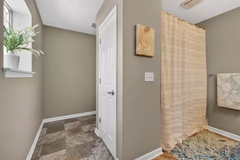 Entry Way - 5124 Emerald, Jackson, MI 49201 photo 3 of 3