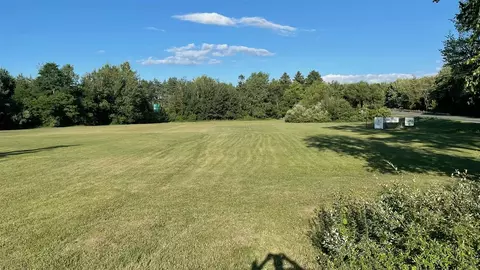 Vl E Sternberg, Muskegon, MI 49444