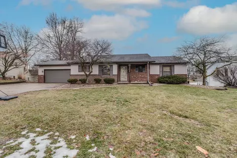 125 Lakeshire, Battle Creek, MI 49015