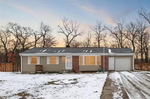 1950 Garret, Grand Rapids, MI 49525