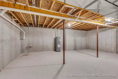 902 N York, Belding, MI 48809 photo 32