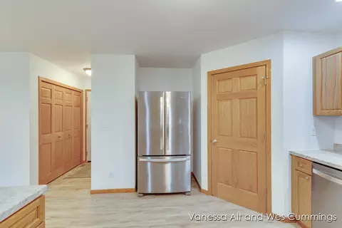 902 N York, Belding, MI 48809 photo 14