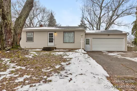 1365 Lancaster, Grand Rapids, MI 49504