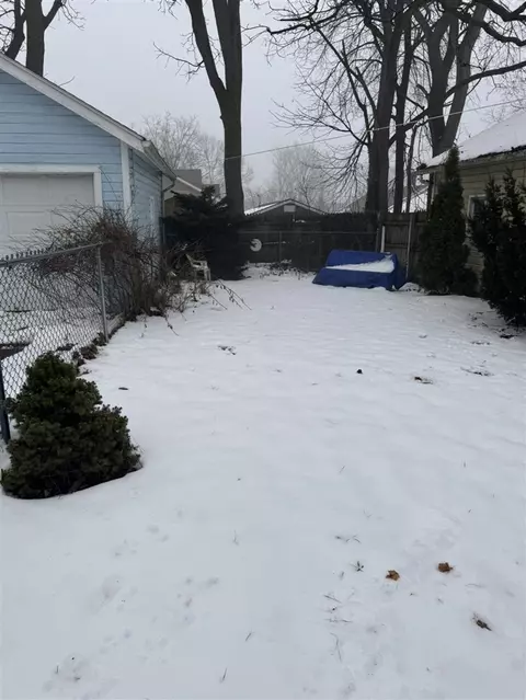 Exterior - 833 Backus, Jackson, MI 49202 photo 6 of 6