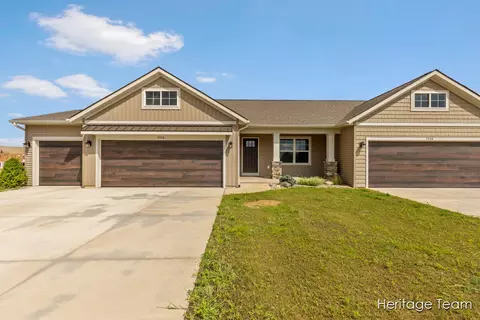 3446 S Riverwalk #58, Hamilton, MI 49419