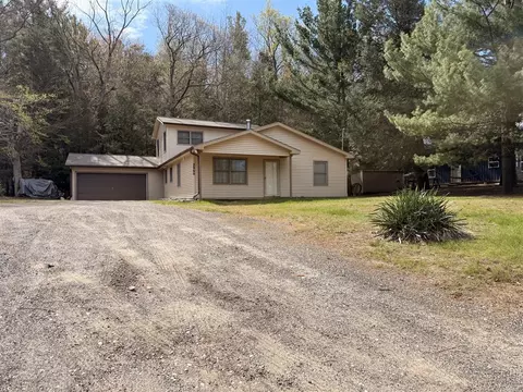 2960 N Sahara, Mears, MI 49436